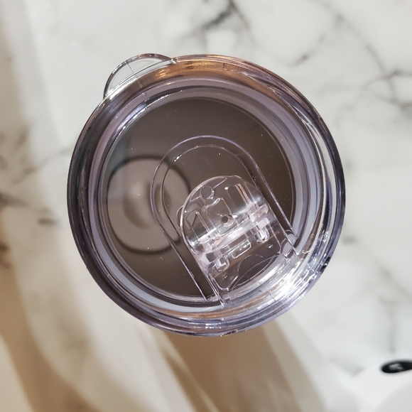 Graffiti Print Custom Luxury Brands 20oz Tumbler with duo lids 🎉sale - Picture 5 of 9